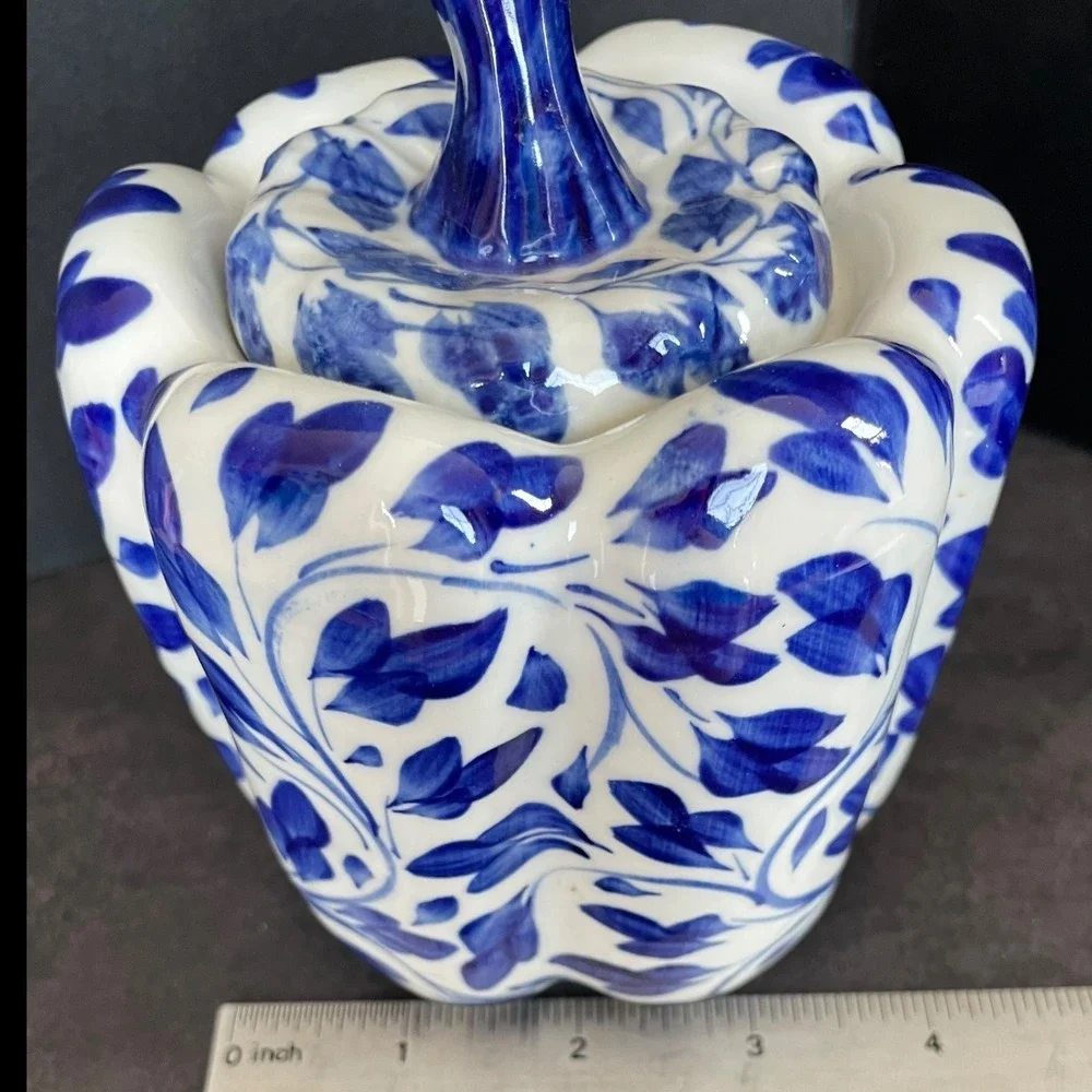 Handcrafted Blue and White Ceramic‎ Bell Pepper Lidded Canister Thailand Floral